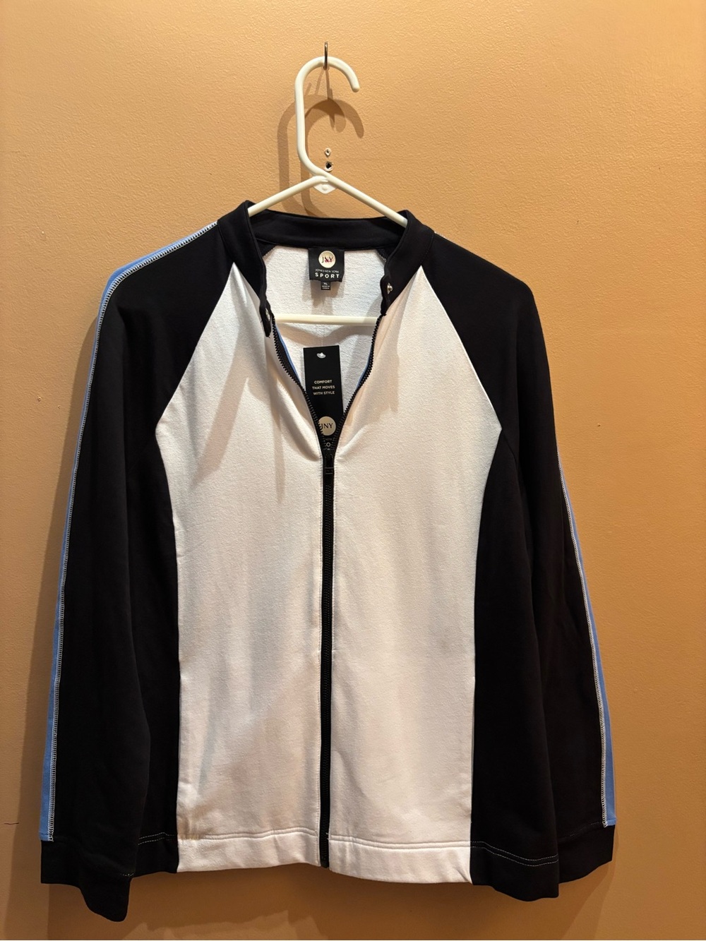 Jones New York Active wear Zip up track jacket  with Pockets Size XL NWT